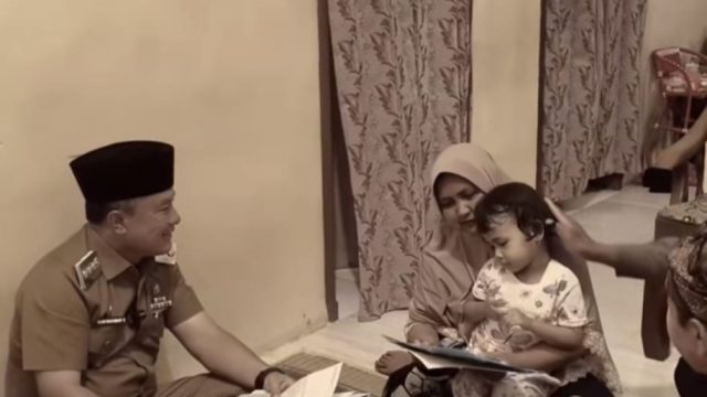 Doc. Bupati kuningan berkunjung korban