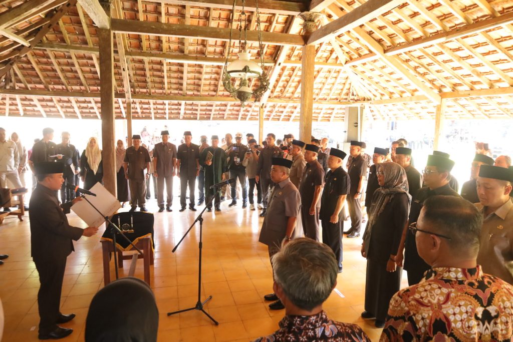 Doc .IKP/DISKOMINFO/PROKOMPIM