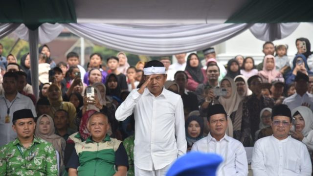 Doc. Kilauan cahaya spiritual membalut Lapangan Upakarti Komplek Pemkab Bandung mtqh