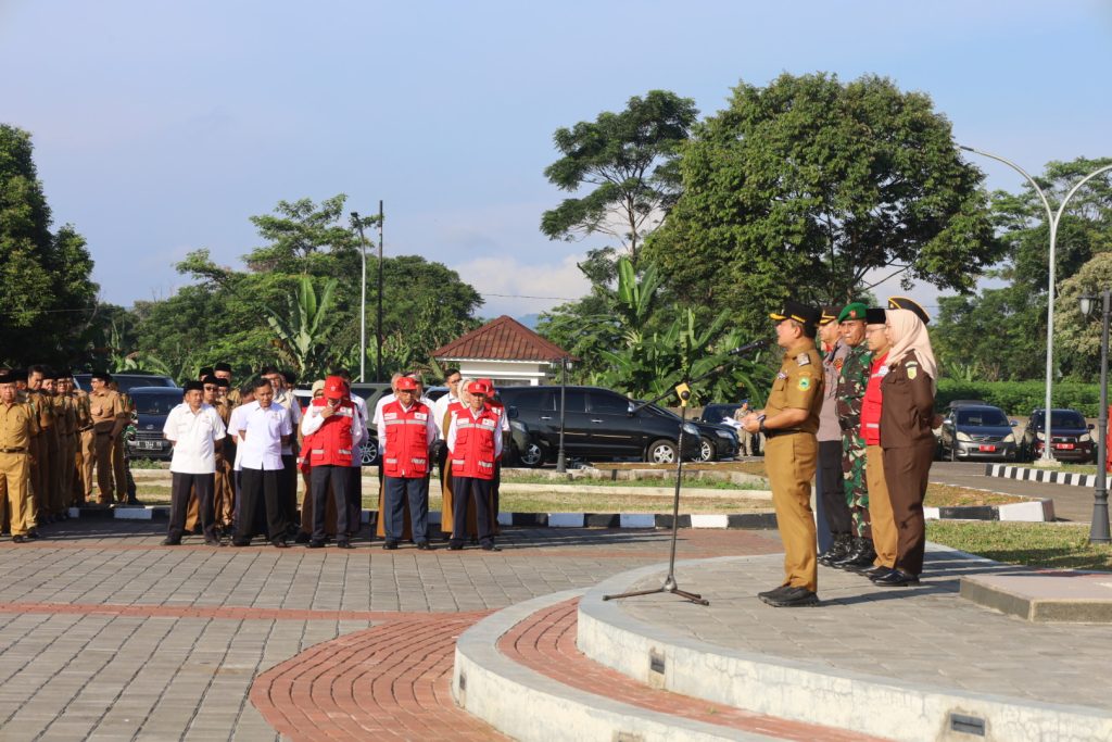 Doc.Semangat kemanusiaan kembali menyala dari jantung Pemerintahan Kabupaten Kuningan. Dengan mengusung nilai empati dan solidaritas yang kental, Bupati Kuningan, Dr. H. Dian Rachmat Yanuar, M.Si.,