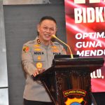 Doc, Kepolisian Daerah Sulawesi Tengah (Polda Sulteng) kembali mengukir prestasi gemilang dalam pengelolaan keuangan. Lima personel Polda Sulteng menerima penghargaan langsung dari Kapolri Jenderal Pol Drs. Listyo Sigit Prabowo, M.Si. atas capaian Indikator Kinerja Pelaksanaan Anggaran (IKPA) sempurna tahun anggaran 2024. Kabar membanggakan ini diungkapkan oleh Kapolda Sulteng Irjen Pol Dr. Agus Nugroho, S.I.K., S.H., M.H., dalam sambutan pembukaan Rapat Kerja Teknis (Rakernis) Keuangan Polda Sulteng tahun 2025.
