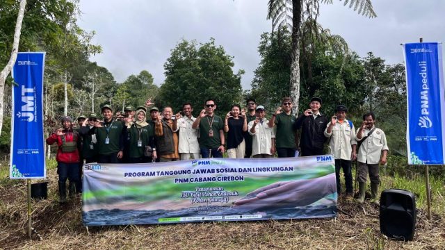 Doc. Kegiatan penghijauan yang memukau ini bukan sekadar seremoni tanam-menanam biasa. Berlokasi strategis di area bumi perkemahan Palutungan, yang dikenal sebagai salah satu gerbang utama menuju keindahan Taman Nasional pnm