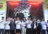 Doc. Langit Kuningan pada Minggu pagi (21/06/2025) berseri cerah, seolah ikut merayakan semarak peringatan Hari Bhayangkara ke-79. Di area terbuka Pandapa Paramarta