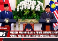 Doc. Menteri Pertahanan RI Prabowo Subianto dan Perdana Menteri Malaysia Anwar Ibrahim dalam konferensi pers bersama, menyepakati penguatan kerja sama strategis bilateral kedua negara. (Sumber Foto: Tangkapan Layar Youtube Chanel Sekretariat Kepresidenan).