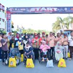 Doc. Bakti sosial ini dilaksanakan sesaat sebelum pelepasan ribuan peserta Bhayangkara Otomotif 2025 yang memeriahkan peringatan hari jadi Polri tahun ini.