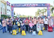 Doc. Bakti sosial ini dilaksanakan sesaat sebelum pelepasan ribuan peserta Bhayangkara Otomotif 2025 yang memeriahkan peringatan hari jadi Polri tahun ini.