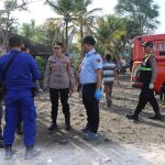 Doc. tim gabungan berhasil mengevakuasi total 33 penumpang KMP Tunu Pratama Jaya.