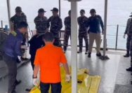 Setelah lima hari pencarian tanpa henti, tim SAR gabungan akhirnya berhasil menemukan satu jenazah yang diduga merupakan korban KMP Tunu Pratama Jaya yang tenggelam.