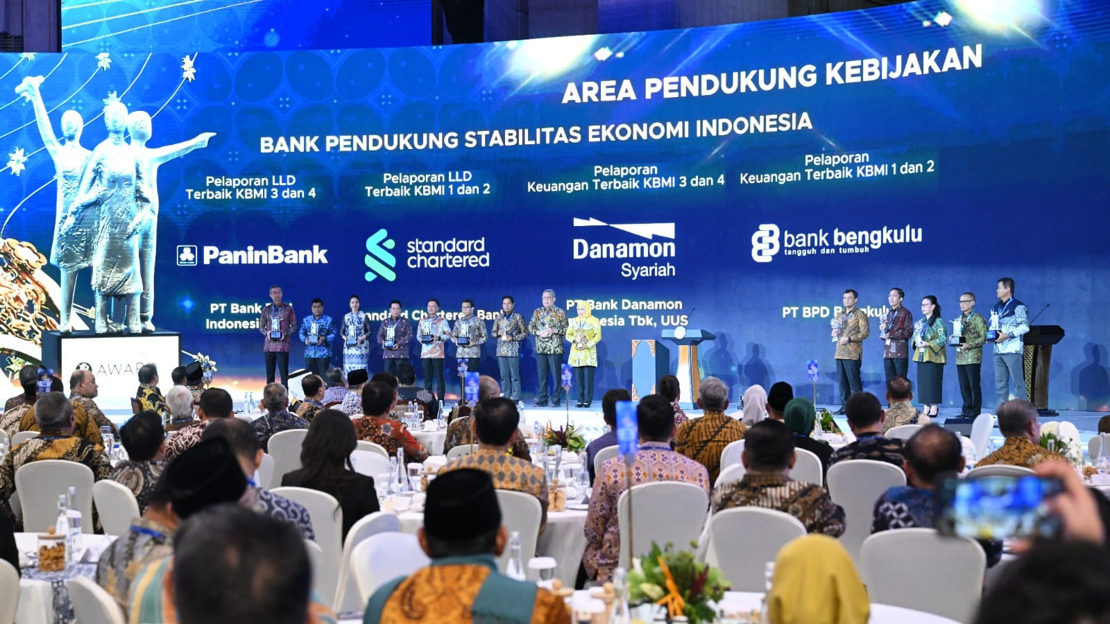 Tangsel Raih Penghargaan TP2DD Terbaik Jawa–Bali Transformasi Digital Melesat