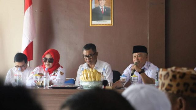 Kepercayaan Masyarakat Desa: Bupati Kuningan Tekankan Transparansi dan Etika Pengelolaan Dana Desa