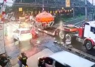 Benturan 06.05 WIB: KA Bandara Truk Kontainer di Poris, Nol Korban Jiwa