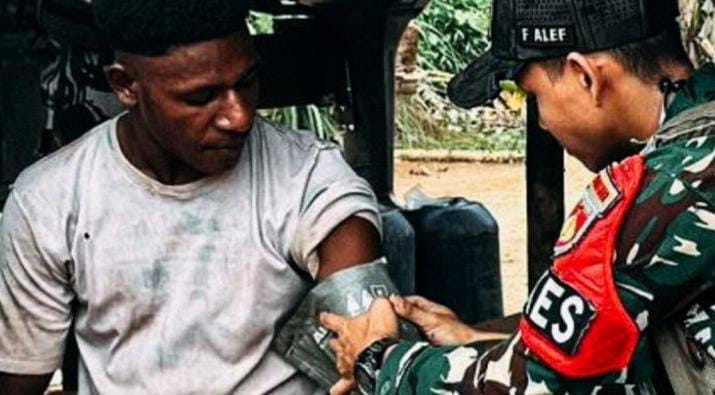 Satgas Yonif 403 Hadirkan Layanan Kesehatan Keliling di Perbatasan Merauke