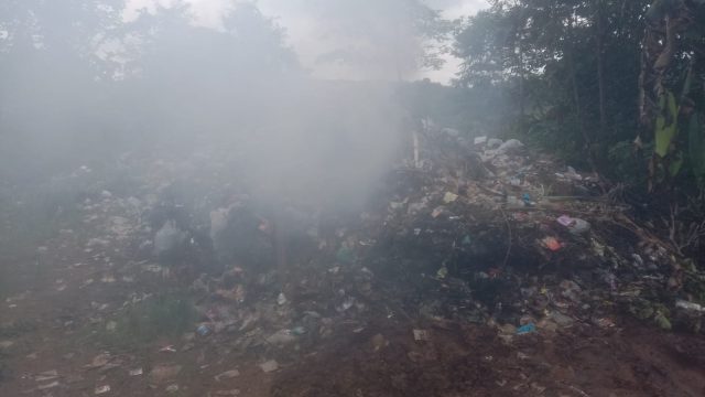 Iuran Dan Pembakaran Sampah Rp10 Ribu Disorot Respons Pemdes Desa Kaduagung Dinilai Belum Tuntas
