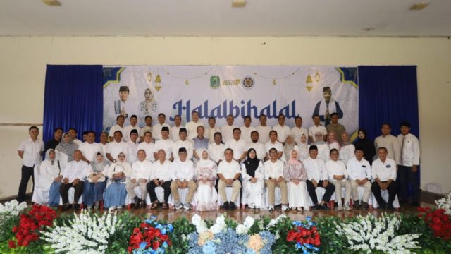 Halal Bihalal IKAPTK Kuningan Perkuat Soliditas dan Komitmen Pembangunan Daerah