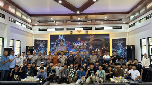 150 Pelajar Ikuti Turnamen Mobile Legends Polres Serang Cup 2026