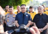 Kakorlantas Polri Irjen Pol. Dr. Agus Suryonugroho, S.H., M.Hum., saat menghadiri kegiatan penyembelihan hewan kurban bersama jajaran Ditlantas Polda Jawa Tengah dalam rangka Hari Raya Iduladha 1447 Hijriah di Kecamatan Mijen, Jawa Tengah, Jumat (29/5/2026). Foto: Abdilah/Humas Korlantas Polri/Sandiwartanews.com