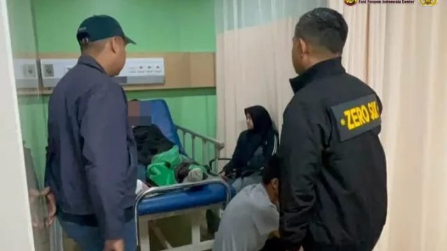 Kapolres Tangsel Tinjau Kondisi Driver Ojol Korban Kecelakaan di Flyover Rawabuntu, Berikan Bantuan Kemanusiaan