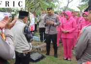 Polres Tangerang Selatan Laksanakan Ziarah dan Tabur Bunga untuk Personel Polri yang Gugur dalam Tugas