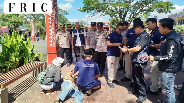 Satreskrim Polres Kuningan Rekonstruksi 43 Adegan Kasus Penganiayaan Maut di Taman Kota