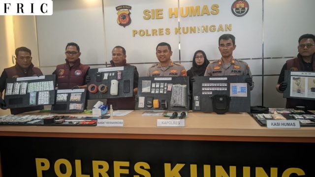 Perang Melawan Narkoba, Polres Kuningan Amankan 12 Tersangka dan Ribuan Obat Keras