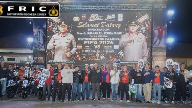Semarak Hari Bhayangkara ke-80, Kapolda Jabar Hadiri Nobar Final Piala Dunia 2026 Bersama Masyarakat