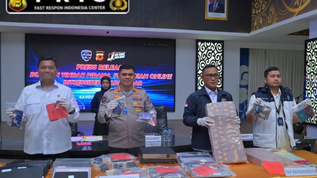 Ditressiber Polda Jabar Ungkap Dugaan Perjudian Online Berkedok Aplikasi DAZZLIVE, 11 Tersangka Diamankan