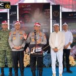Wakapolri Salurkan Bansos kepada 1.000 Petani Bawang Putih di Cianjur