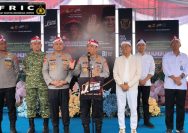 Wakapolri Salurkan Bansos kepada 1.000 Petani Bawang Putih di Cianjur