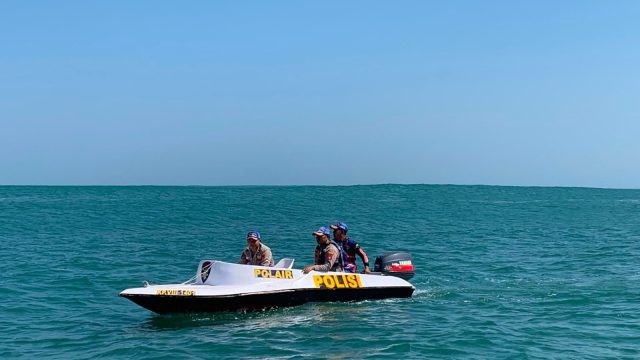 Polri Intensifkan Pencarian Tiga Wisatawan Terseret Arus di Pantai Karangpapak
