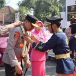 Kapolda Jabar Disambut Polisi Cilik dan Jajar Kehormatan di Mapolres Sukabumi Kota