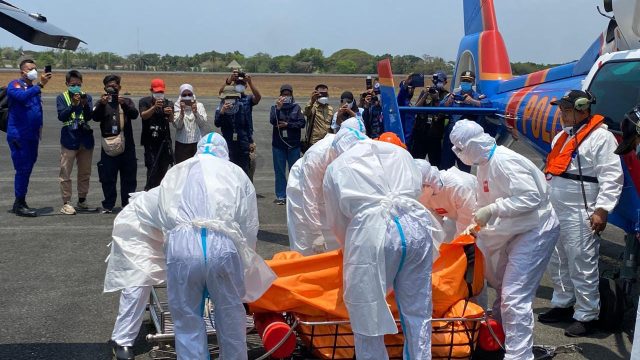 Helikopter Polri Evakuasi Dua Jenazah, 114 Korban KM Virgo Transport 8 Berhasil Ditemukan